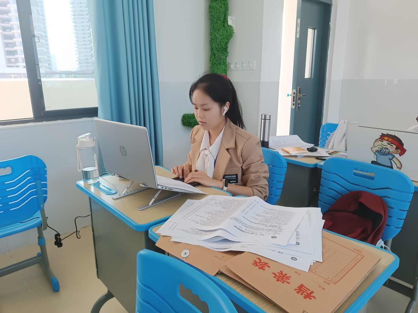 25B8D 明升体育88