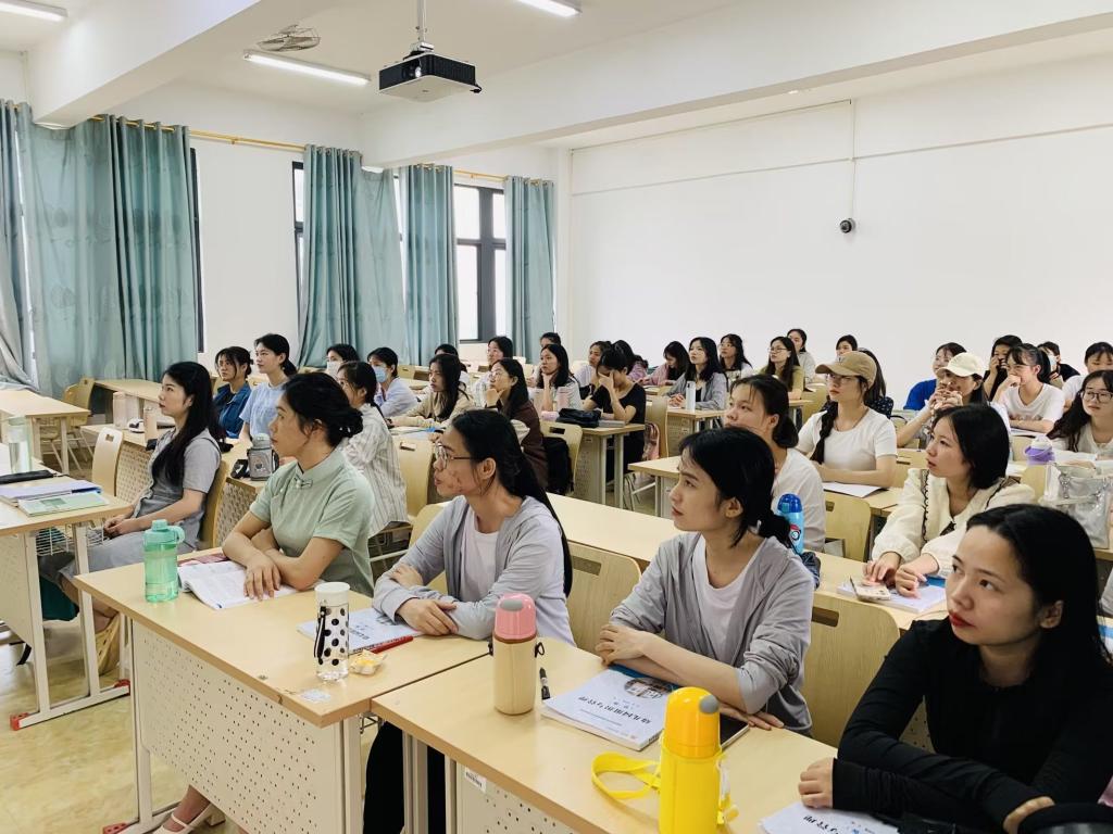 1C082 明升体育88